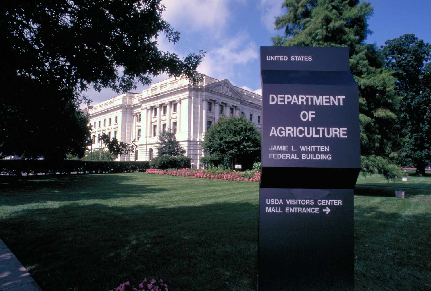 USDA Memo Says It Will Not Use Emergency Funds for November Food Benefits